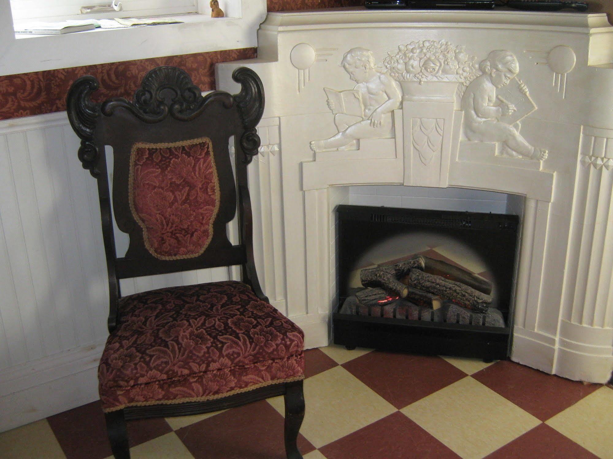 Wakamow Heights Bed And Breakfast Moose Jaw Exterior foto