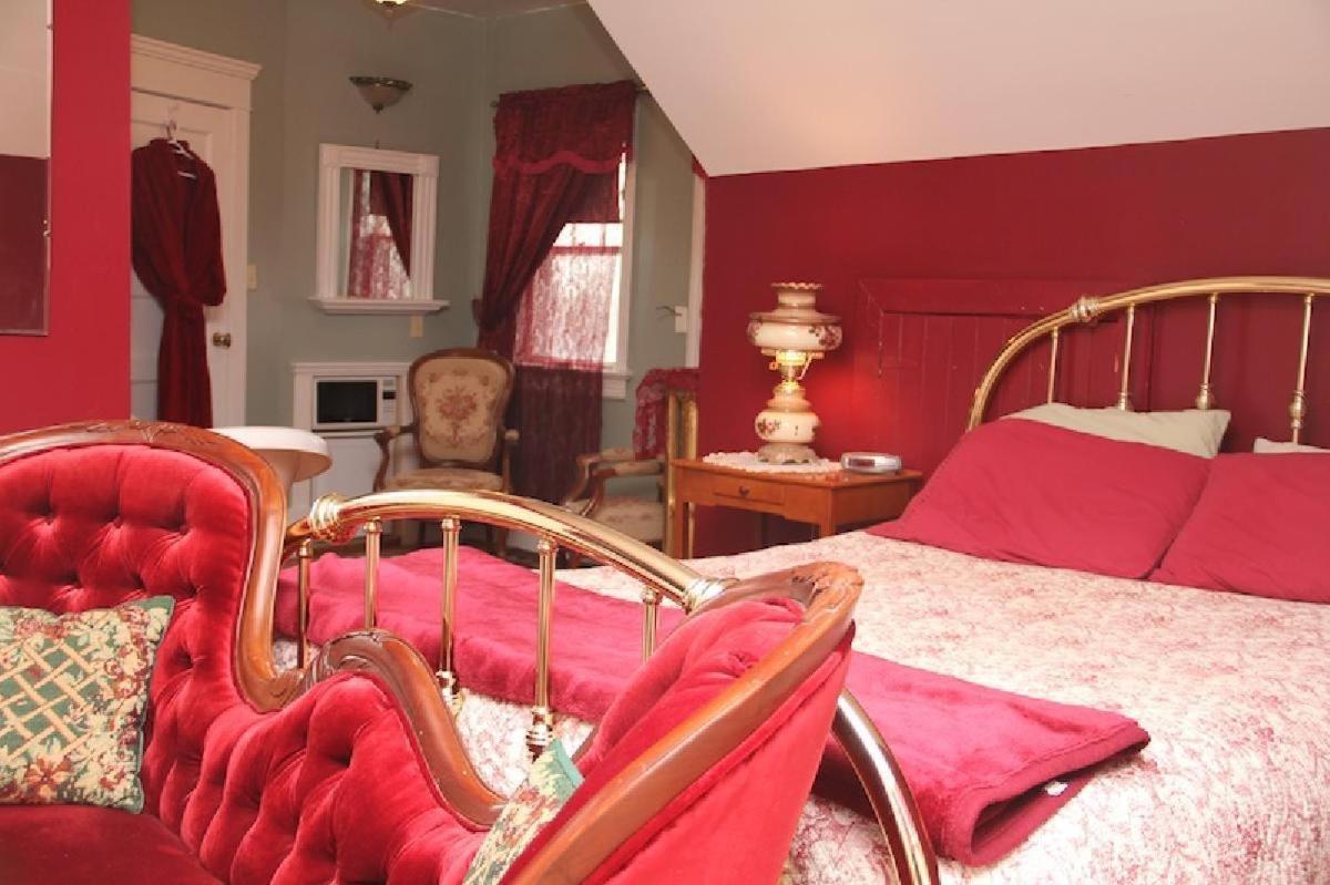 Wakamow Heights Bed And Breakfast Moose Jaw Exterior foto